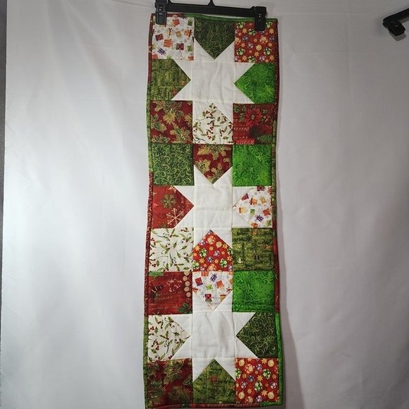 Handmade Christmas Table Runner Quilted Sawtooth Star Holiday 13 1/2 x 40" - Picture 3 of 4
